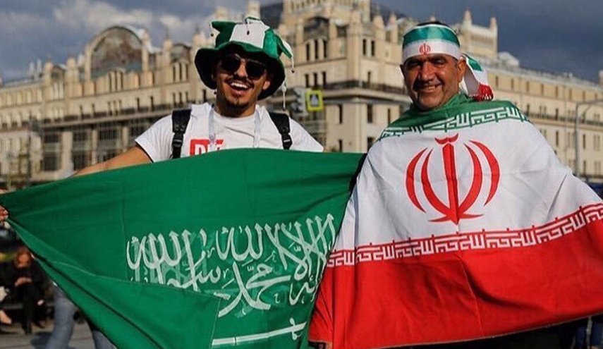 طرفداران تیم عربستان، پیروزی ایران در مقابل مراکش را تبریک گفتند
