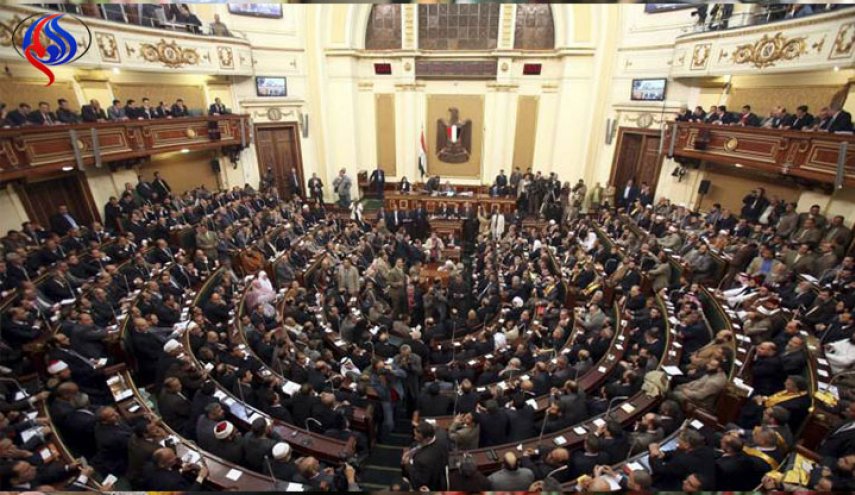 مجلس النواب المصري يناقش قرارات رفع أسعار المحروقات