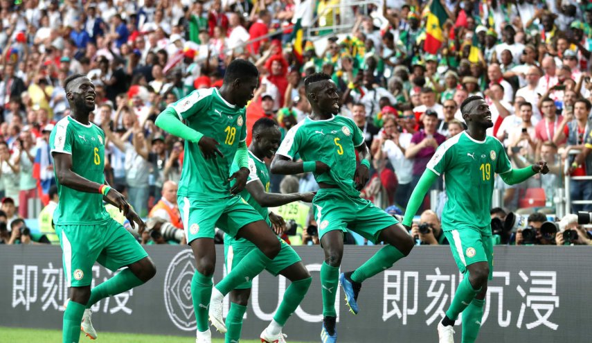 السنغال تستهل عودتها بفوز مفاجىء على بولندا 2-1