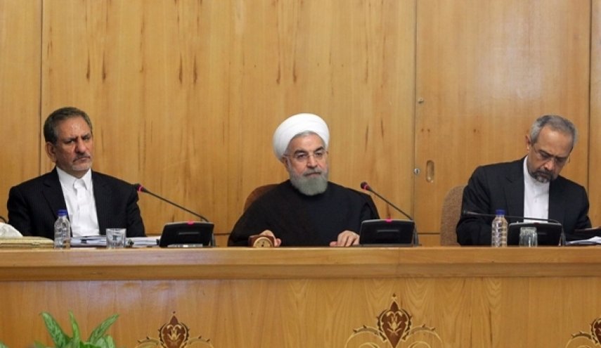 الرئيس روحاني يعتزم استحداث وزارات جديدة