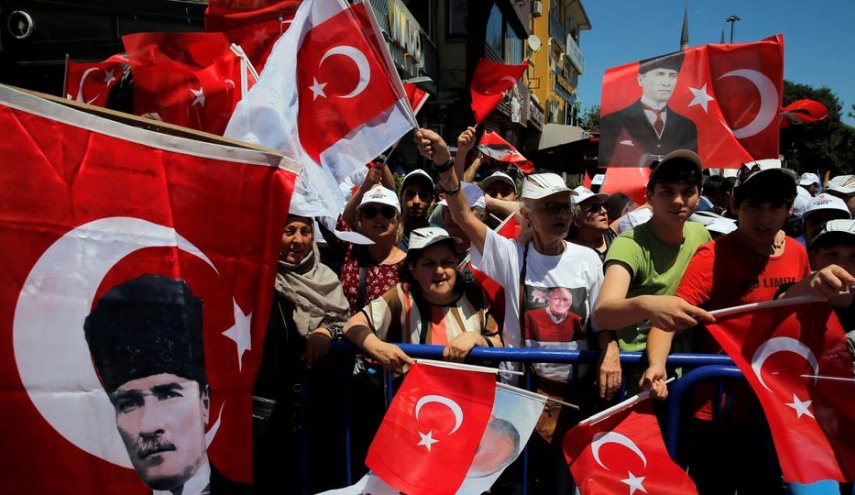 المعارضة التركية تنوي نشر نصف مليون مراقب أثناء الانتخابات

