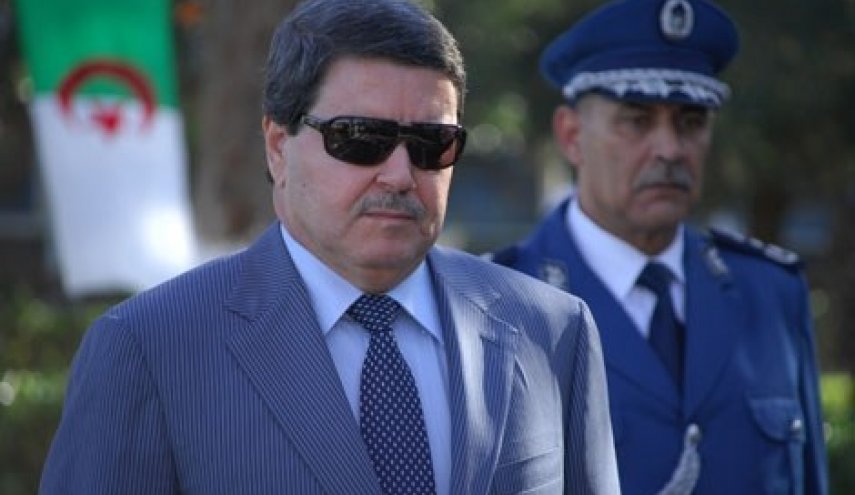 الرئيس الجزائري يقيل المدير العام للامن الوطني 