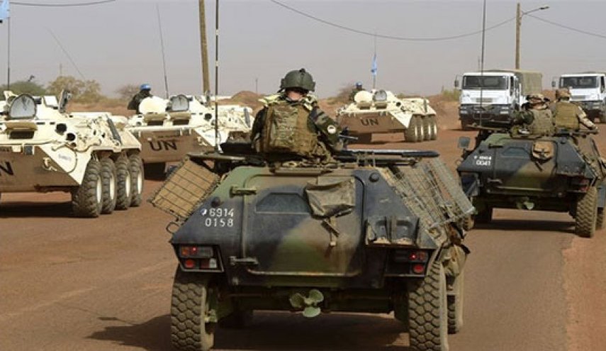 انفجار خودروی بمب‌گذاری شده در محل استقرار نیروهای فرانسوی در شمال مالی