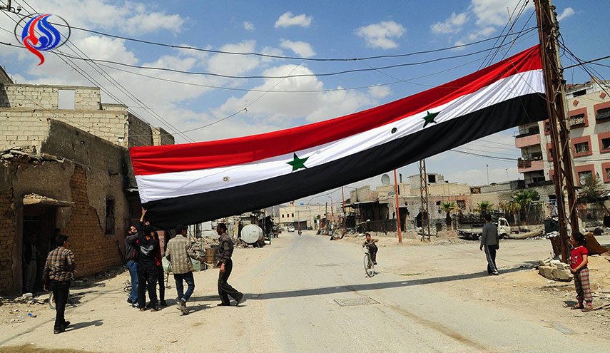 مسلحو بصرى الشام بدرعا يسلمون اسلحتهم للجيش السوري