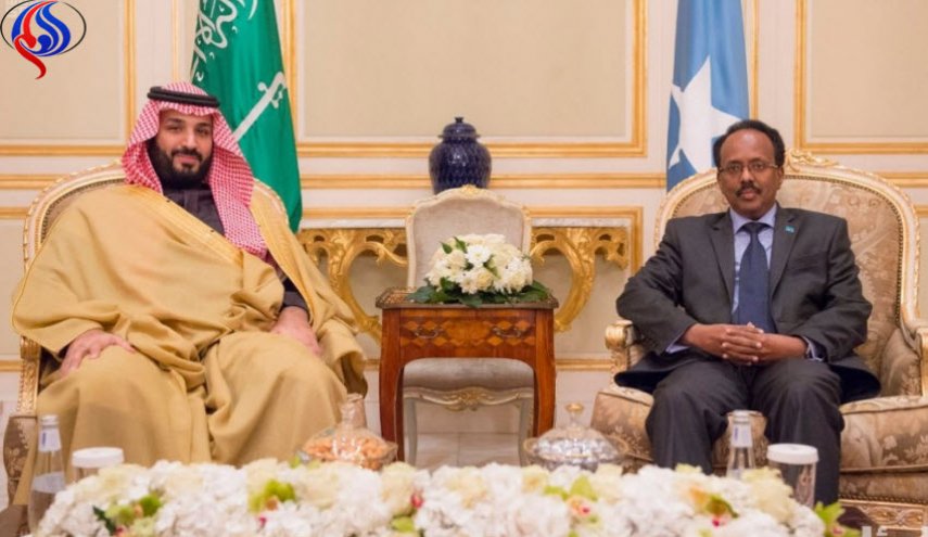 السعودية تقطع المساعدات عن الصومال عقاباً لموقفها من قطر 