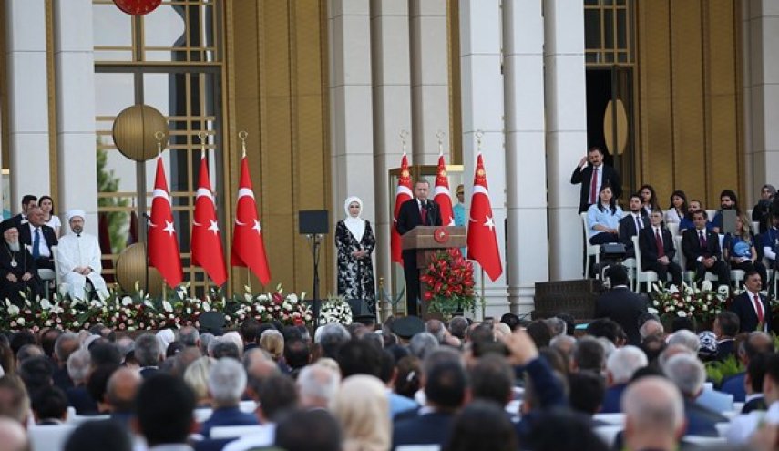 اردوغان: به سیاست‌های اشتباه گذشته پایان دادیم