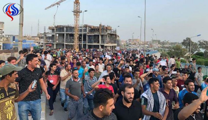 استمرار المظاهرات في العراق للمطالبة بتوفير الخدمات واجراء الاصلاحات
