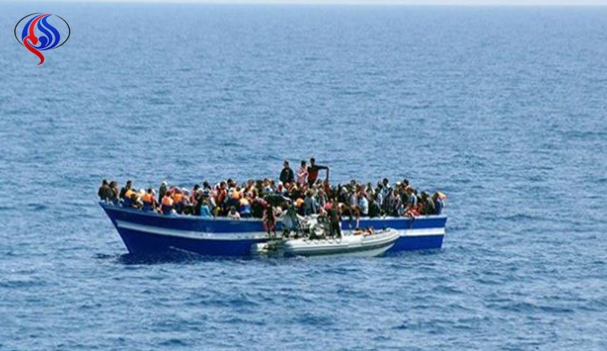 بعد أسبوعين من بقائه في عرض البحر... تونس تسمح لمركب مهاجرين بالدخول إلى أحد موانئها