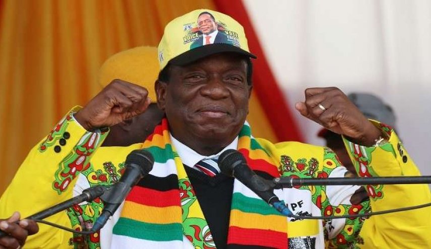 رئيس زيمبابوي يتهم المعارضة بمحاولة إفشال الانتخابات
