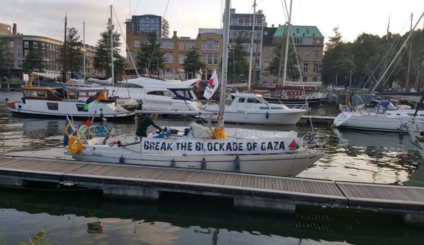 الاحتلال يعترض سفينة ثانية لناشطين ضد حصار غزة