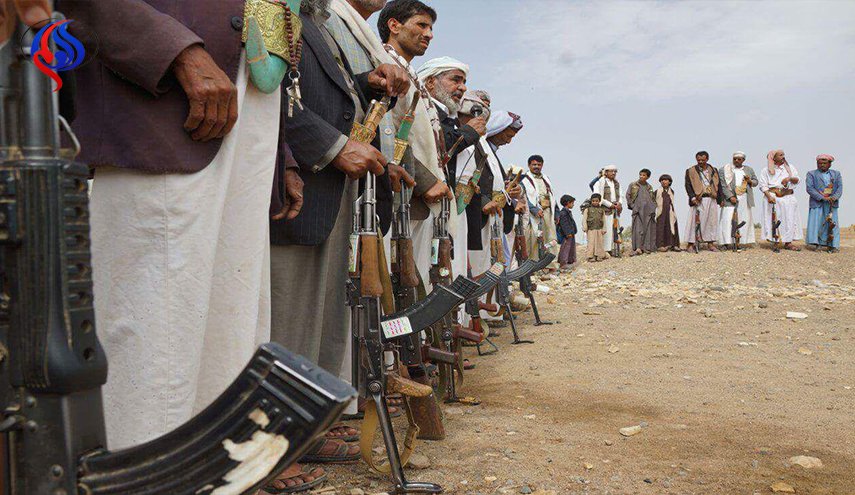 شاهد: قبيلة يمنية تتبرع بأموالها دعماً لسلاح الجو المسير 