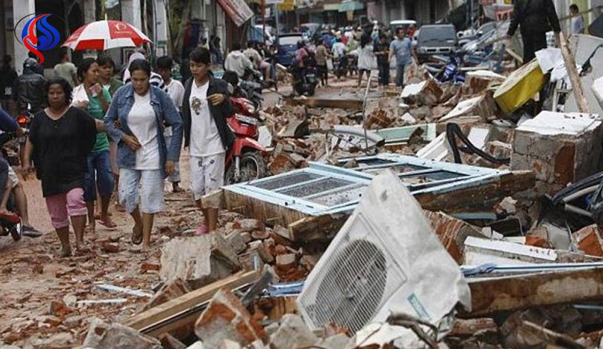 ارتفاع حصيلة ضحايا الزلزال في اندونيسيا الى 387 قتيلا