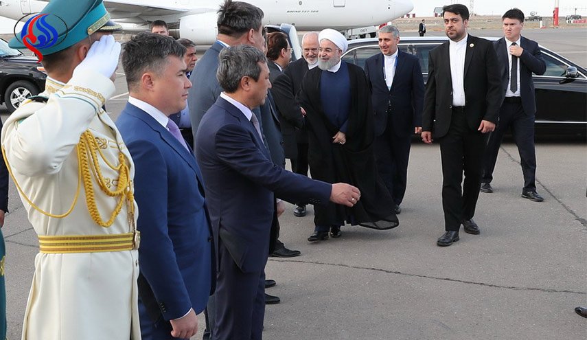 الرئيس روحاني يغادر اكتاو متجها الى طهران