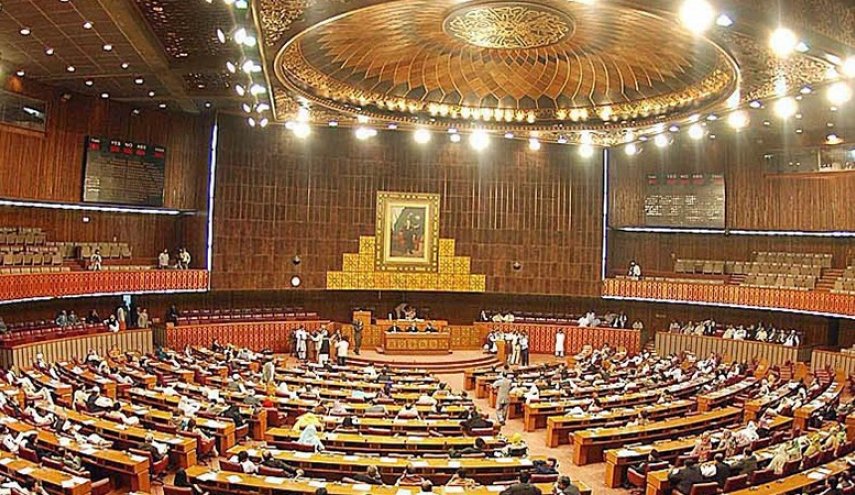 برگزاری اولین اجلاس پارلمان جدید پاکستان؛ نمایندگان سوگند یاد کردند