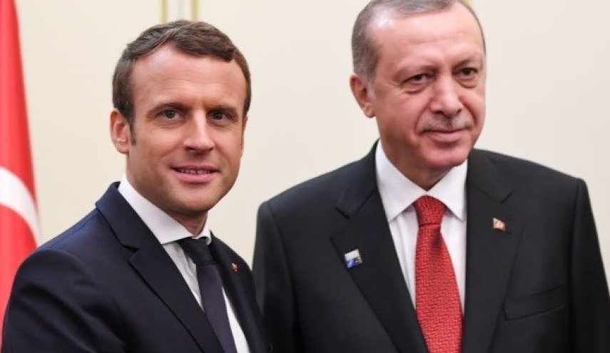 ماکرون بر اهمیت ثبات اقتصادی ترکیه برای فرانسه تاکید کرد