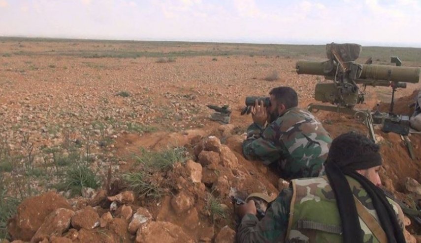 هكذا يأسر الجيش السوري 30 داعشيا بريف دمشق..