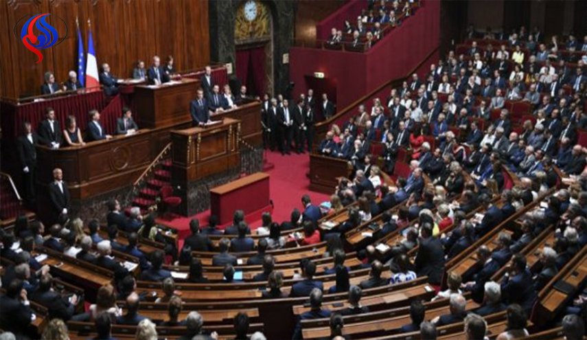 إخلاء البرلمان الفرنسي بسبب مسحوق مشبوه ورسالة تهديد