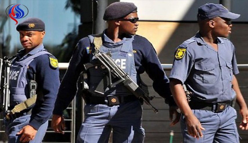 اخلاء مركز تجاري في جنوب افريقيا بعد تهديد بوجود قنبلة