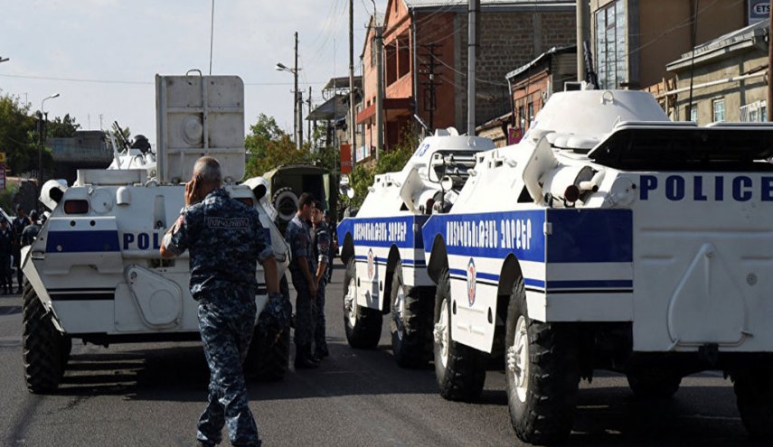 الشرطة الأرمينية تعتقل أحد المطلوبين دوليا خدع الكونغرس الأمريكي!