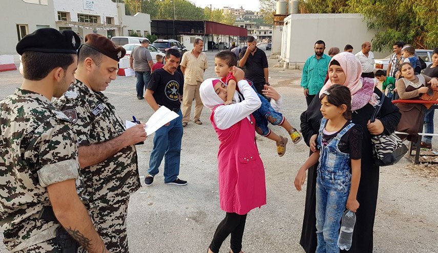 الامن العام اللبناني ينظم العودة الطوعية لمئات النازحين السوريين الى سوريا