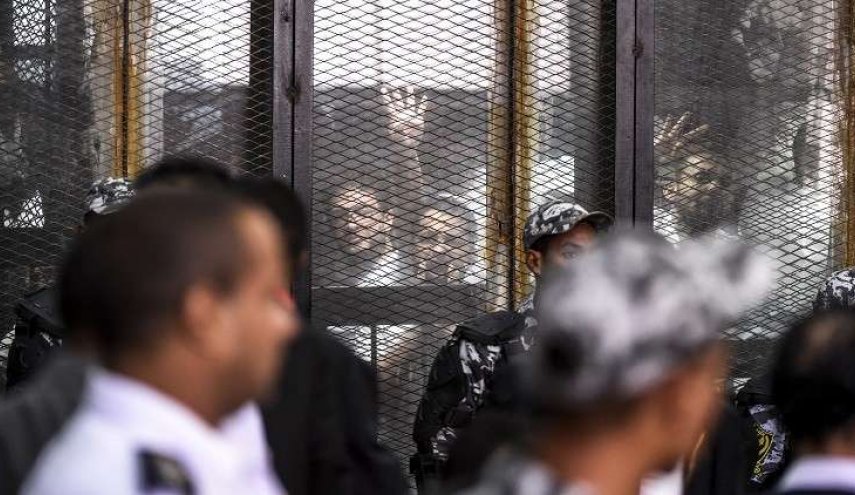 فرنسا تدعو مصر لوقف تنفيذ أحكام الإعدام