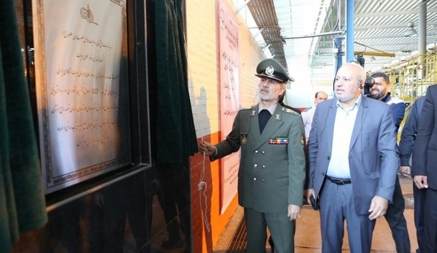 رونمایی از ۱۱ محصول ذخیره ساز نظامی با حضور وزیر دفاع
