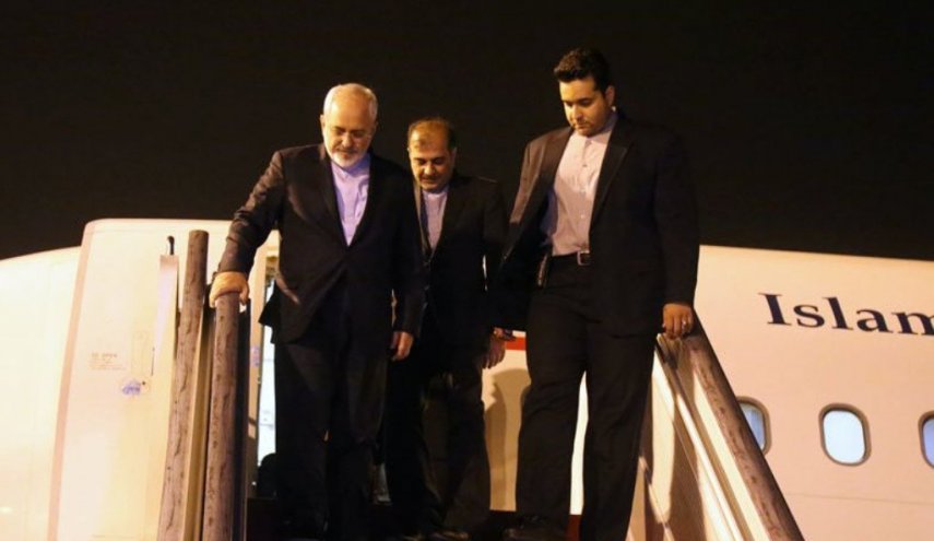 پایان سفر ۲ هفته ای وزیر خارجه به نیویورک/ظریف به تهران بازگشت

