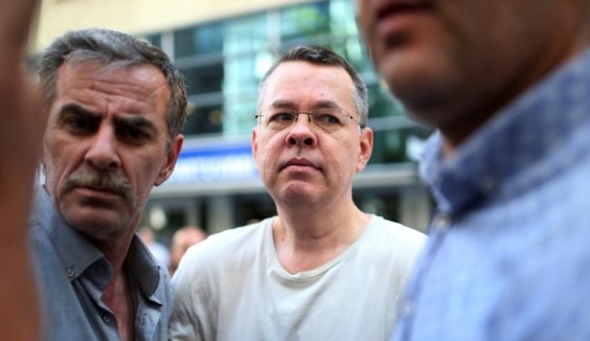 شهود اصلی پرونده کشیش آمریکایی بازداشتی در ترکیه شهادت خود را پس گرفتند