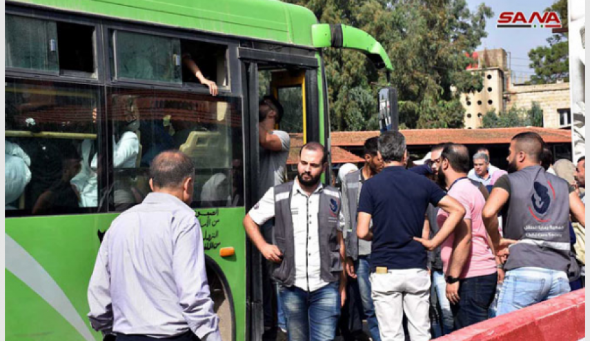بازگشت صدها آواره سوری از لبنان از طریق 3 گذرگاه مرزی
