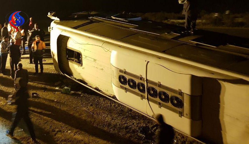 واژگونی اتوبوس مسافربری در سمنان/ 2 کشته و 40 مصدوم سرپایی