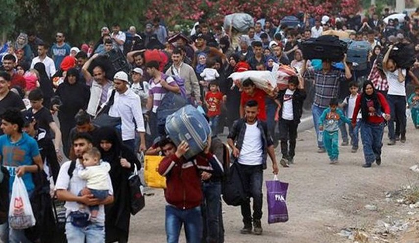 مئات النازحين يعودون من لبنان الى سوريا