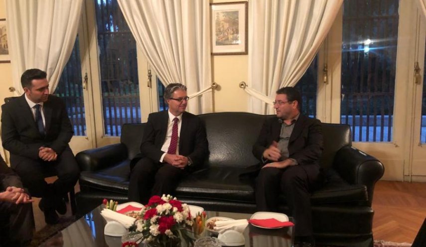 وزير الصناعة يؤكد على تعزيز التعاون بين طهران وانقره