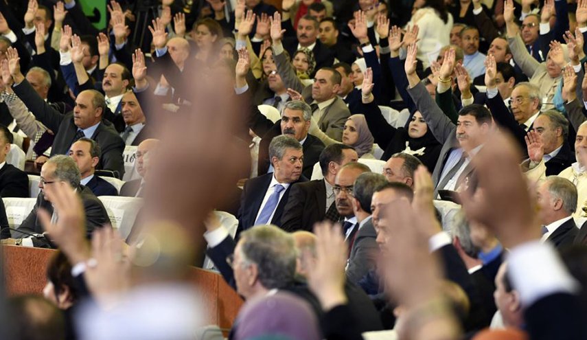 أزمة البرلمان الجزائري.. رئيسان وانقسام متواصل بين النواب