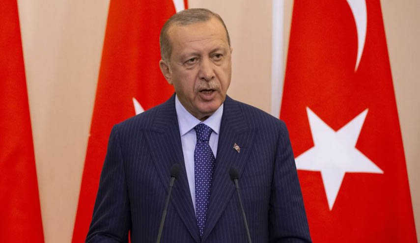 اردوغان: ترکیه سامانه موشکی برد بلند تولید می‌کند