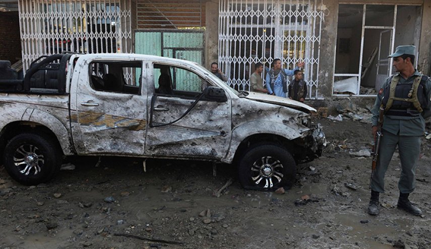 مقتل واصابة عدة أشخاص في انفجار سيارة في أفغانستان