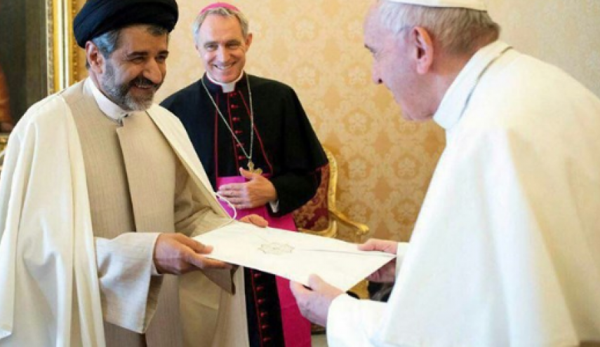 سفیر ایران در واتیکان استوارنامه خود را تقدیم پاپ کرد
