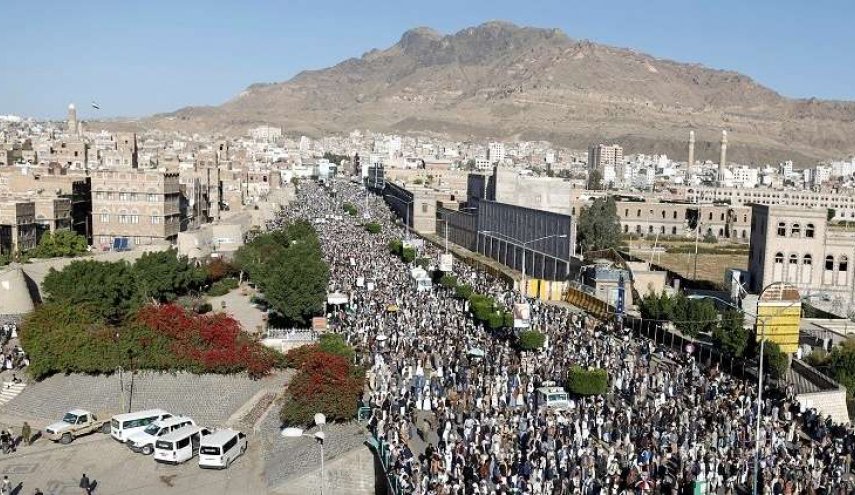 مسقط ترحب بدعوة واشنطن لوقف إطلاق النار في اليمن