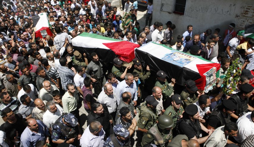قطار التطبيع يتسارع.. على دماء الفلسطينيين!