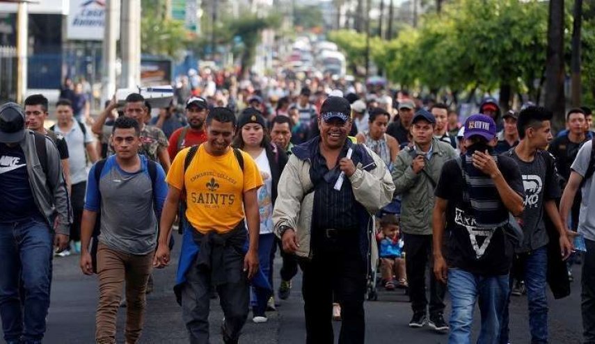 وصول 5500 مهاجر إلى مكسيكو قاصدين الحدود الأمريكية