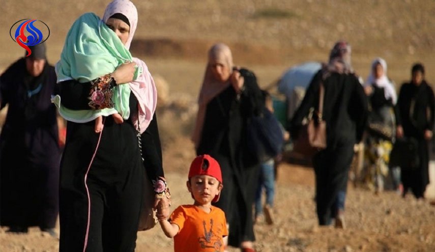دهها آواره سوری، لبنان را به مقصد کشورشان ترک کردند