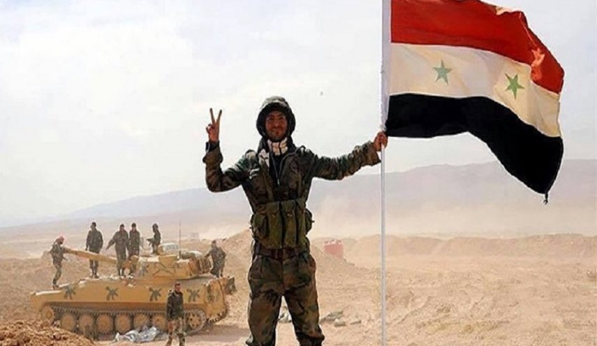 ارتش سوریه نیروهای جدید به استان دیرالزور اعزام کرد
