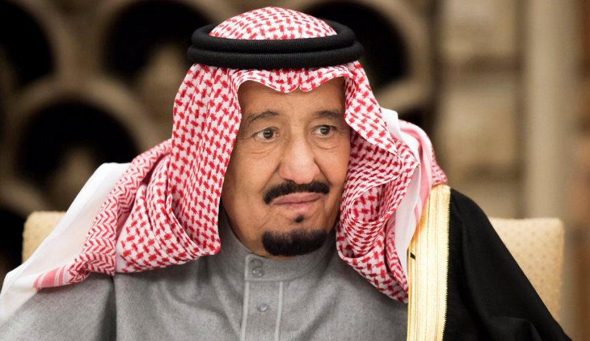 بعد رسالة أمير قطر.. الملك سلمان يخاطب السلطان قابوس