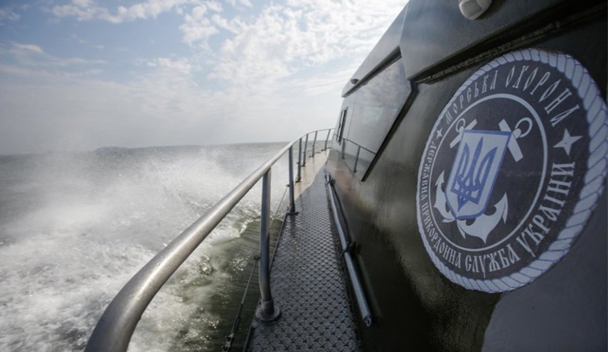 أوكرانيا في حالة التأهب بعد إحتجاز سفنها