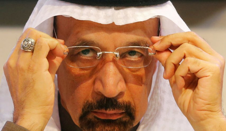خالد الفالح: عربستان تولید نفت خود را به تنهایی کاهش نمی‌دهد