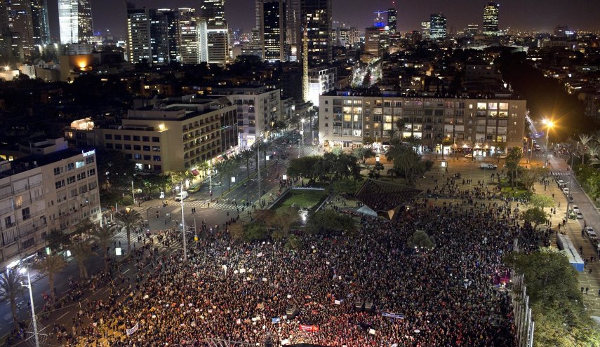  30 ألف شخص يحتجون وسط تل ابيب ضد العنف بحق النساء