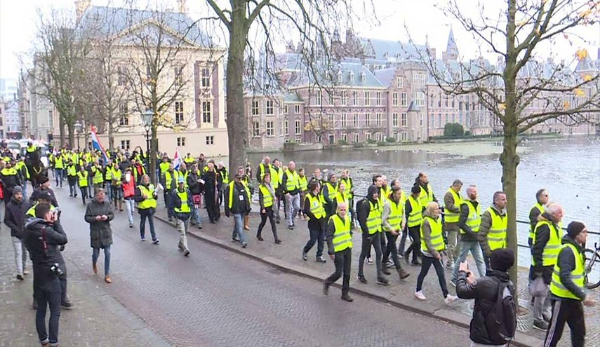 السلطات البلجيكية تعتقل المحتجين على ميثاق الهجرة