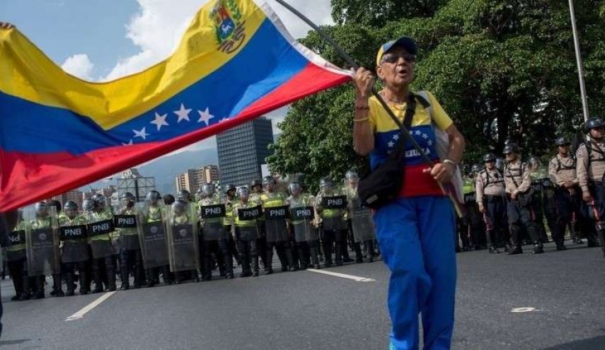 فنزويلا تتهم بلدان 