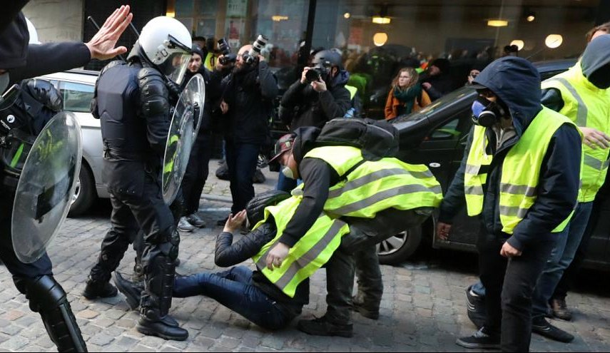 450 نفر در اعتراضات جلیقه زردها در بروکسل دستگیر شدند
