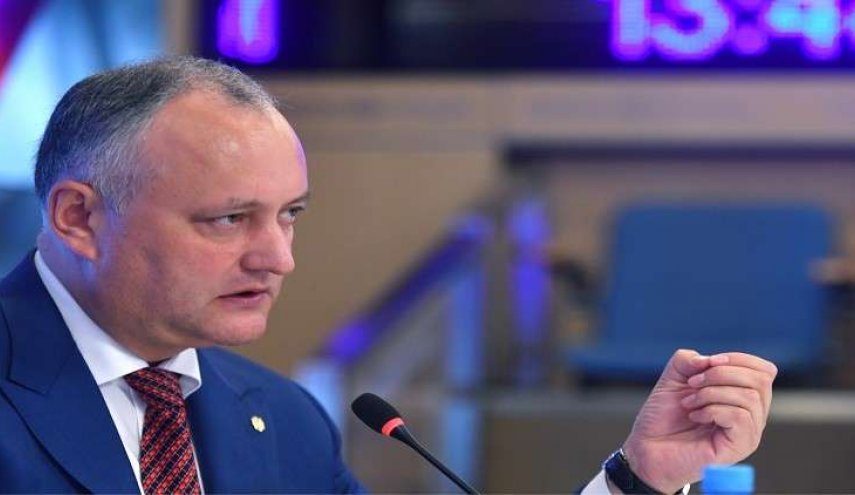 برلمان مولدوفا يوقف الرئيس مؤقتا عن أداء مهامه  