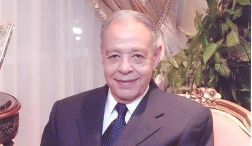 وفاة الكاتب المصري 